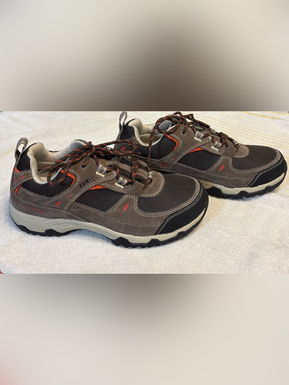 L.L. Bean TEK 2.5 Hiking Shoes
Women’s size 8 - Picture 2 of 6